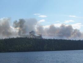 Vue du lac Gilman, feu forêt de Chibougamau, 3 juin 2005