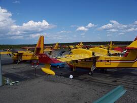 Avions citernes, aéroport de Chibougamau, 30 mai 2005