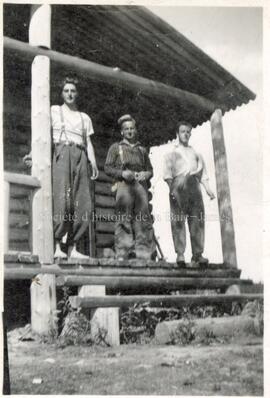 Louis-Philippe Savard au lac des Hauteurs à 30 milles de la ville de Chibougamau