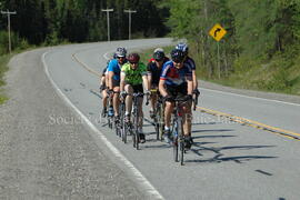 Groupe de cyclistes à Chibougamau