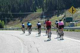 Groupe de cyclistes à Chibougamau