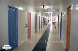 Couloir à l’intérieur de l’usine Domtar à Lebel-sur-Quévillon