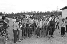 Marche effectuée par des Scouts à Lebel-sur-Quévillon
