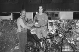 2 hommes à l’Expo-Moto de Lebel-sur-Quévillon