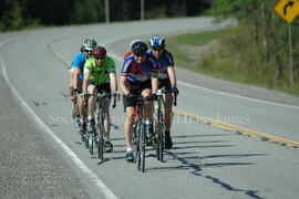 Groupe de cyclistes à Chibougamau