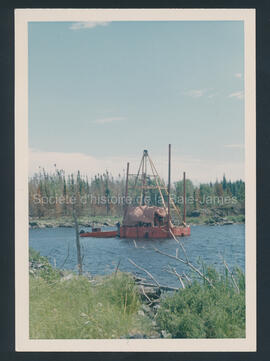 Forage sur le lac Frotet par Bradley Bros pour Campbell Chibougamau Mines en 1952.