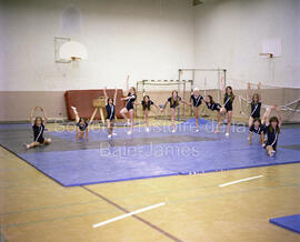 Groupe de gymnastes à Lebel-sur-Quévillon