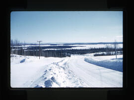 Jonction chemin Campbell et chemin des Mines, avec lac Doré et Chibougamau à l’arrière
