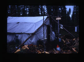Tente cuisine camp de base 8-1966