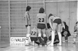 Partie de volley-ball aux finales des Jeux de Québec à Chapais