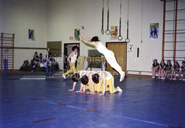 Spectacle de gymnastique prenant place à l’École Boréale
