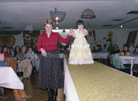Parade de mode faite par des enfants à lebel-sur-Quévillon