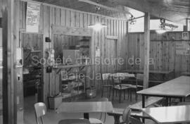 Intérieur du chalet à la pente de ski de Lebel-sur-Quévillon