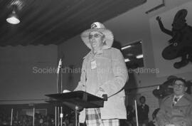 Roddy Blais au micro aux finales des Jeux du Québec à Chapais