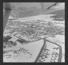 Vue aérienne de la ville de Chibougamau.