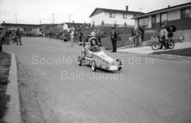 Un enfant pour les courses de canots et activités ayant eu lieu à Lebel-sur-Quévillon