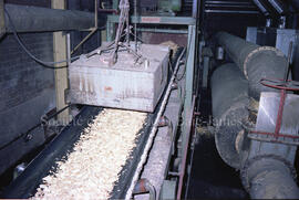 Machine à l’intérieur de l’usine Domtar à Lebel-sur-Quévillon