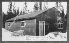 Bureau et camp pour les échantillons de forage à la Mine Adnor en 1951-1952.