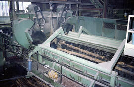 Machine à l’intérieur de l’usine Domtar à Lebel-sur-Quévillon