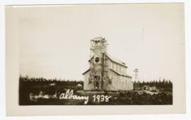 Construction de l’église d’Albany.