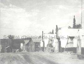 Campement de construction par J. O'Connell, route de Chibougamau