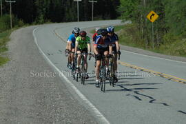 Groupe de cyclistes à Chibougamau