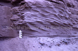 F.T. Quaternaire, large sand pit road to Chapais oil and coal below 2-3 feet of sand.