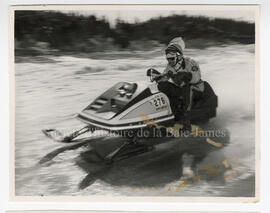 Un coureur en pleine course