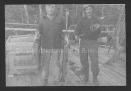 Joe Chibougamau et un pêcheur américain au Rainbow Lodge.