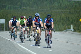 Groupe de cyclistes à Chibougamau