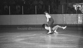 Spectacle de patinage artistique à Lebel-sur-Quévillon