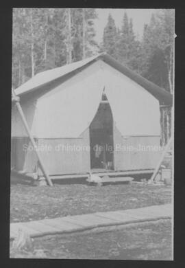 Une tente au Rainbow Lodge.