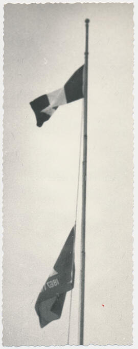 Levée des drapeaux
