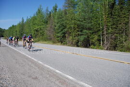 Groupe de cyclistes à Chibougamau