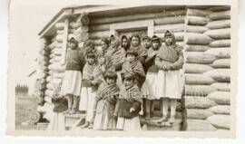 Pensionnaires du pensionnat autochtone Ste-Anne de Fort Albany.