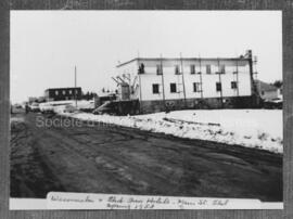 Les hôtels Waconichi et Chibougamau Inn en 1953.