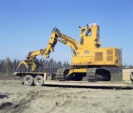 Machinerie de Domtar en forêt à Lebel-sur-Quévillon