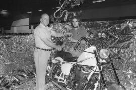 2 hommes à l’Expo-Moto de Lebel-sur-Quévillon