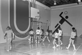 Partie de basket-ball aux finales des Jeux du Québec à Chapais