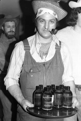 Un homme lors d’une soirée western à Lebel-sur-Quévillon