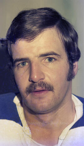 Raymond Bibeau, membre de l’équipe de hockey Le Domtar de Lebel-sur-Quévillon