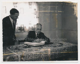 Signature du livre d'or, Lucien Cliche